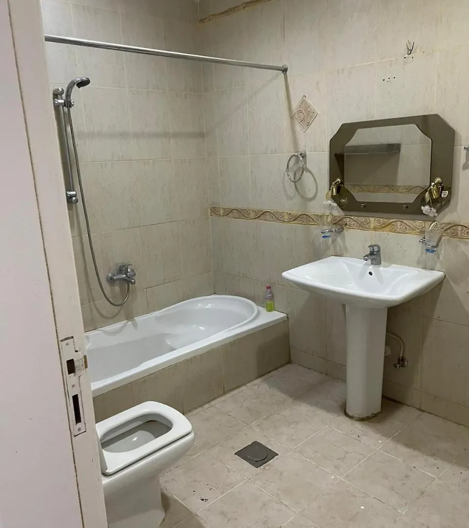 شقق 5د من الحرم النبوي Apartments 5Mins Near Masjid Nabawi Medina 0*,